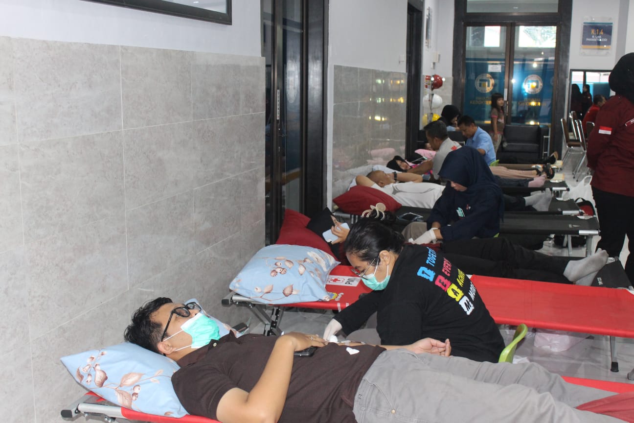 Pelaksanaan donor darah